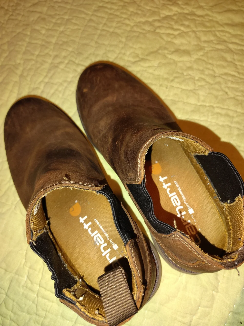 Carhartt Brown Leather Chukka Boots with Black Elastic Panels